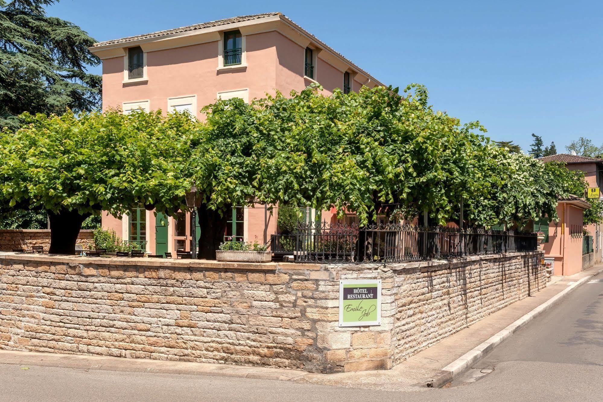 Hotel Restaurant Emile Job Montmerle-sur-Saone Exterior photo