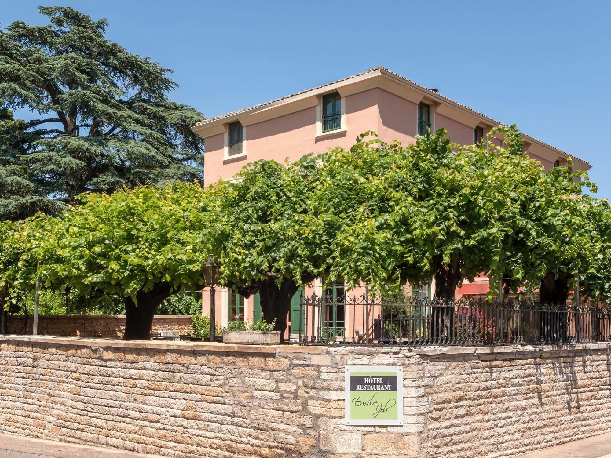 Hotel Restaurant Emile Job Montmerle-sur-Saone Exterior photo