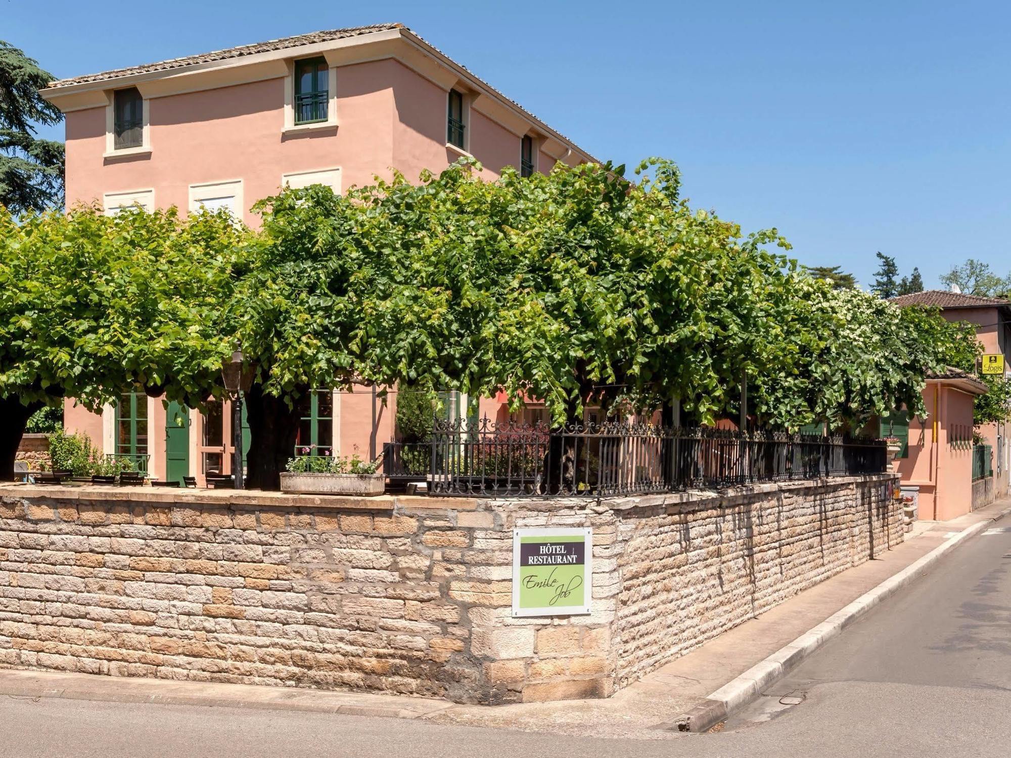 Hotel Restaurant Emile Job Montmerle-sur-Saone Exterior photo
